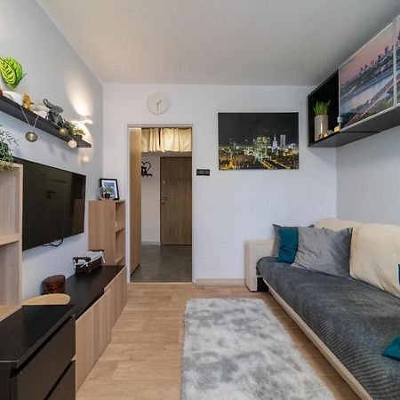Metro Lux Home Apartment Варшава Экстерьер фото