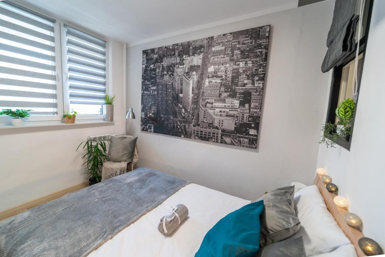 Metro Lux Home Apartment Варшава Экстерьер фото