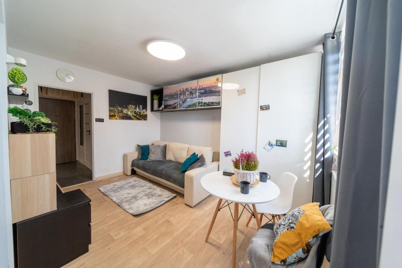 Metro Lux Home Apartment Варшава Экстерьер фото