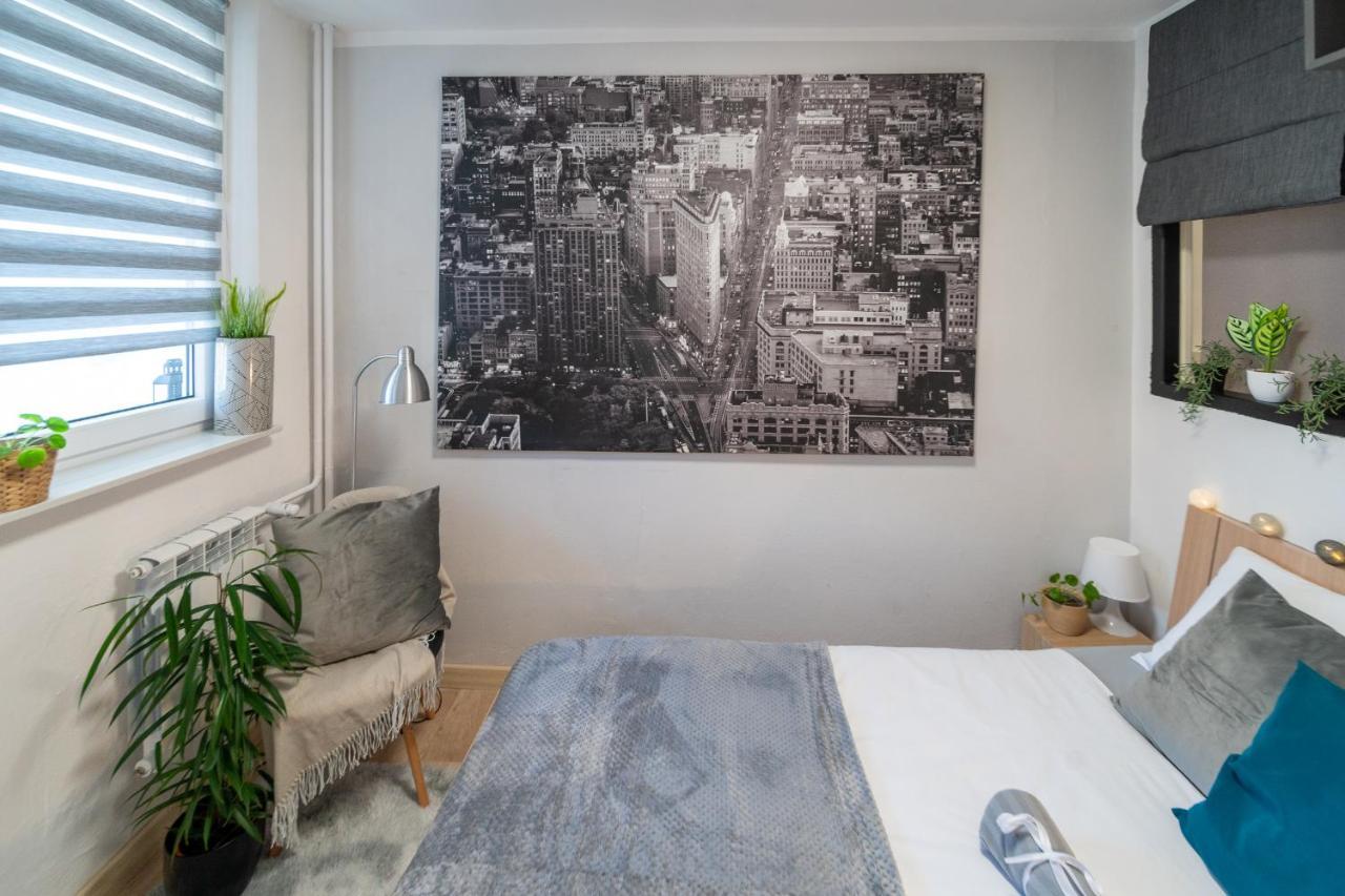 Metro Lux Home Apartment Варшава Экстерьер фото