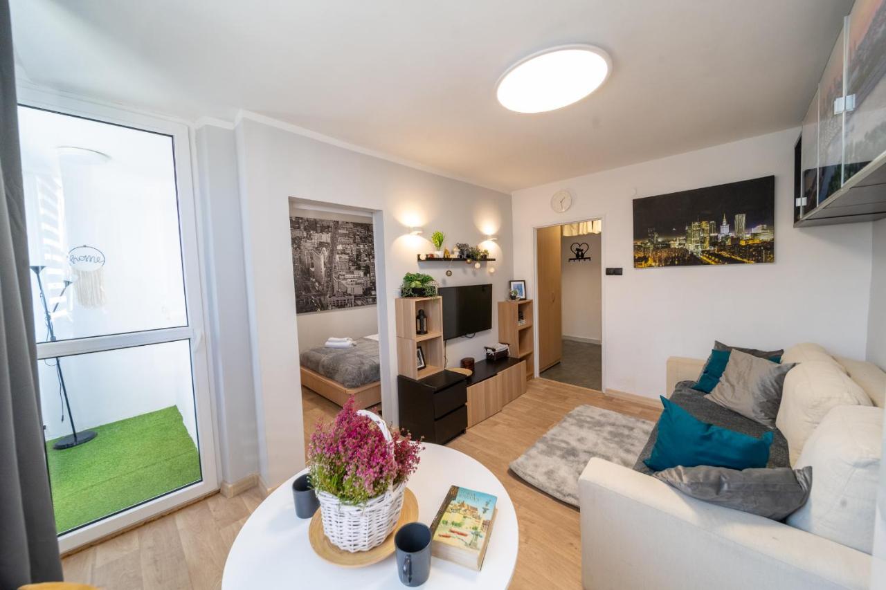 Metro Lux Home Apartment Варшава Экстерьер фото